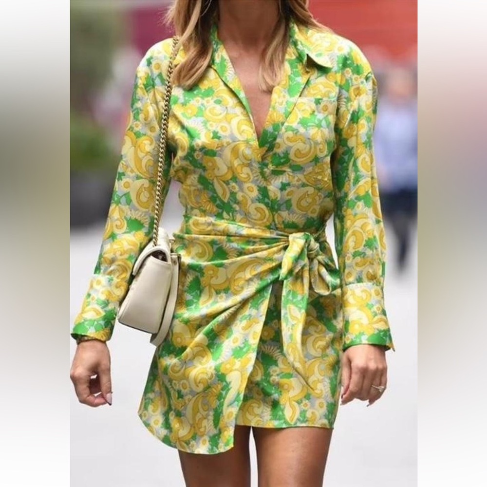 ZARA Floral Mini Wrap Dress with Satin Feel Size XS